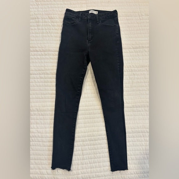 Abercrombie & Fitch Women's High Rise Super Skinny Jeans Sz 26 | 2 Regular - Picture 2 of 5